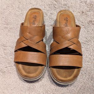 Sofft eurosoft brown sandals 7M